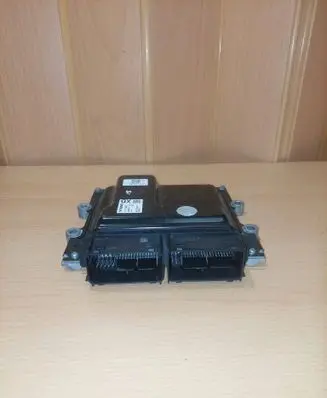 Volvo V60 Engine control unit/module 31312486