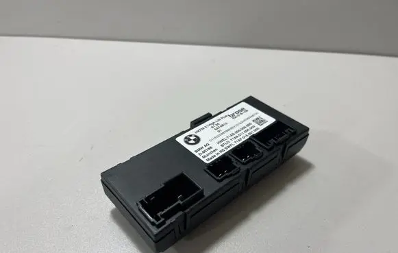 BMW X5 G05 Tailgate/trunk control unit/module 5A74B10 5A92312