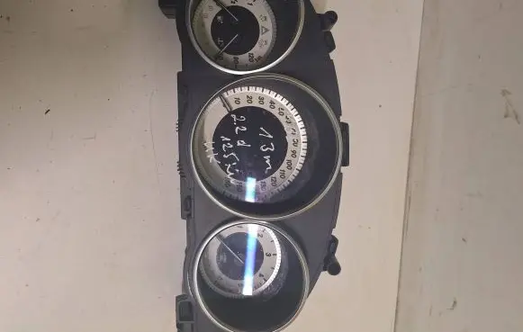 Mercedes-Benz E W212 Speedometer (instrument cluster) A2C53435305 A2C87306200