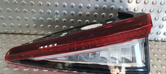Skoda Enyaq iV Tailgate rear/tail lights 5LG945308