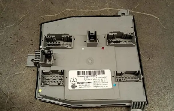 Mercedes-Benz E W213 Comfort/convenience module a2139009537
