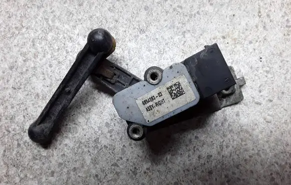 BMW X5 F15 Headlight/headlamp level sensor 6854092