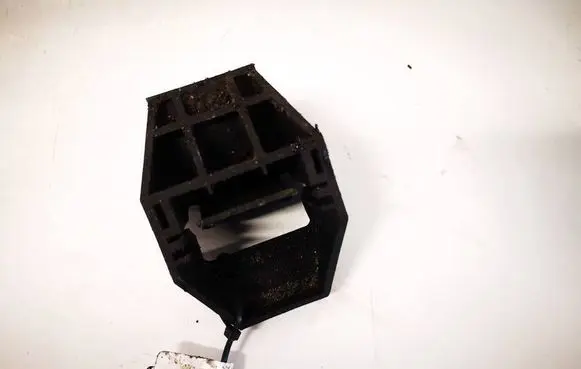 BMW 3 E46 Radiator mount bracket 1436264