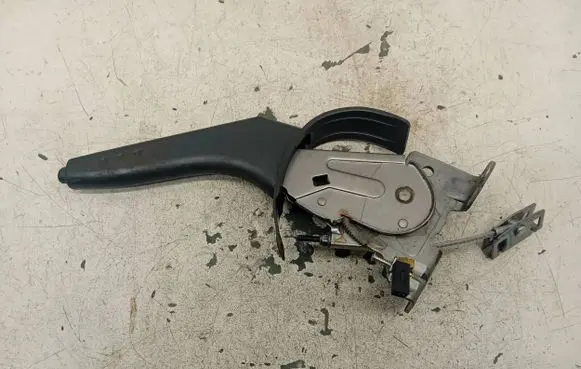 Nissan Note (E11) Handbrake/parking brake lever assembly