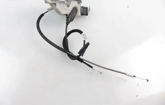 Citroen C4 II Rear door lock 