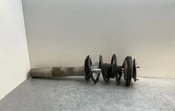 BMW 5 E60 E61 Front shock absorber with coil spring 7905313 V6052M 1054131509