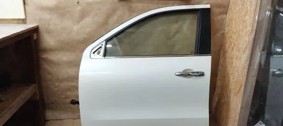 Mercedes-Benz X-class W470 Front door