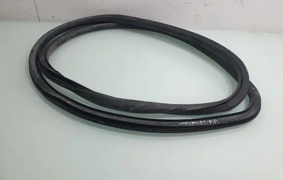 Chevrolet Cruze Front door rubber seal 