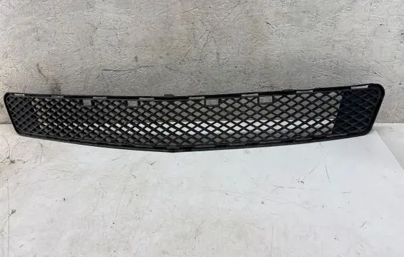 Mercedes-Benz C W204 Front bumper lower grill A2048852123