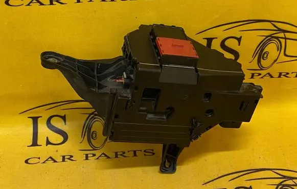 Mercedes-Benz CLS W257 Fuse box set A0009061505 A2135403739