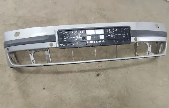 Skoda Octavia Mk2 (1Z) Front bumper 1Z0807221 040101113