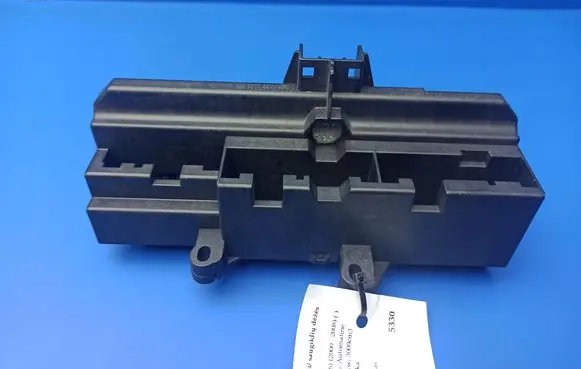 BMW 7 E65 E66 Fuse module 6900582 6113690058204