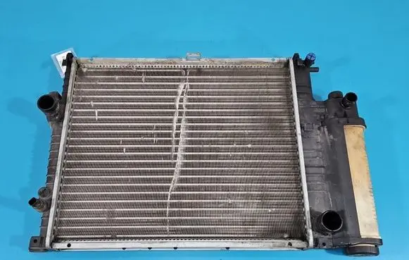 BMW 5 E39 Coolant radiator IMPRK1583020
