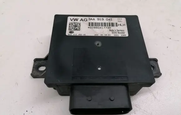 Volkswagen PASSAT B7 Power management control unit 3AA919041