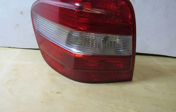 Mercedes-Benz ML W164 Rear/tail lights A1648200164 24E05232103
