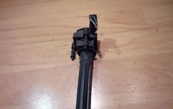 Chrysler 300M High voltage ignition coil 04609088AF