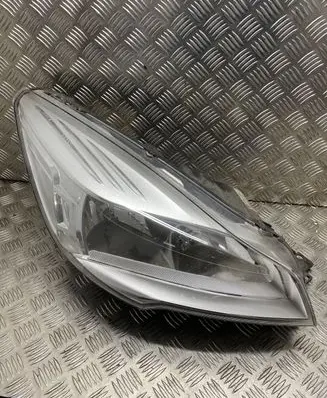 Ford Kuga II Headlight/headlamp 90014884 C83TA