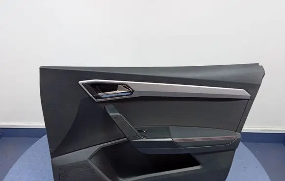 Seat Arona Door card panel trim set 6F0867012F