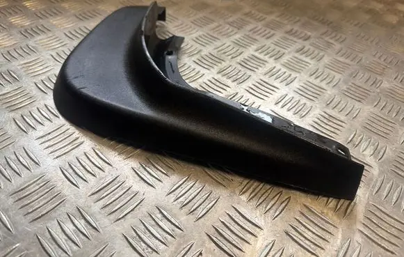 Volvo XC60 Rear mudguard 31250065