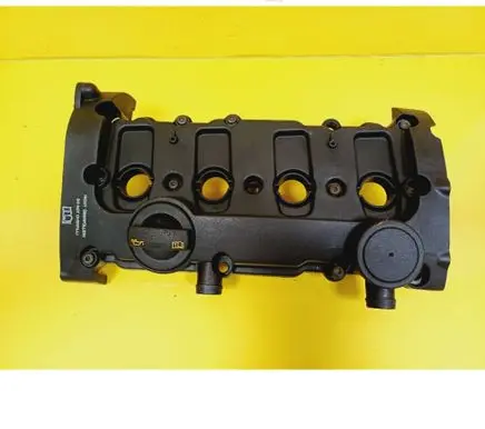 Volkswagen PASSAT B6 Rocker cam cover 06F103469D