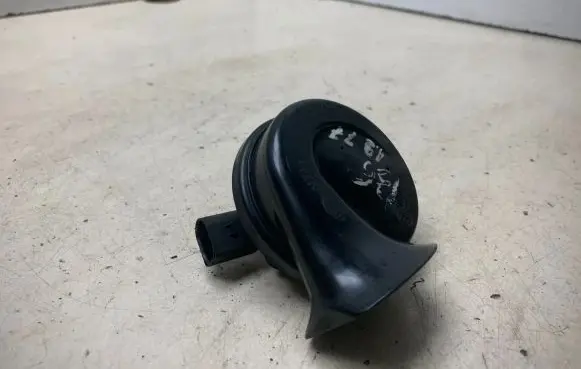 Volkswagen PASSAT B6 Horn signal 3C0951223