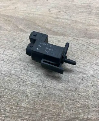 BMW 3 E90 E91 Turbo solenoid valve 1742712