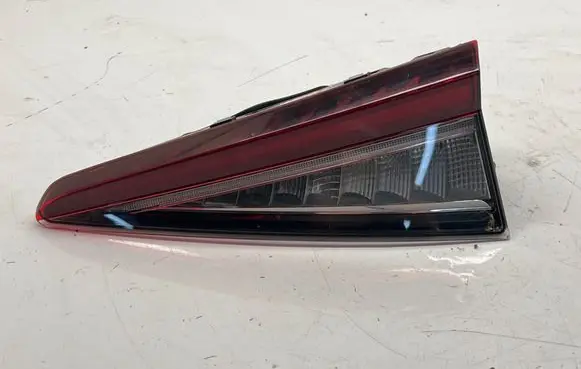 Skoda Enyaq iV Tailgate rear/tail lights 5LG945308
