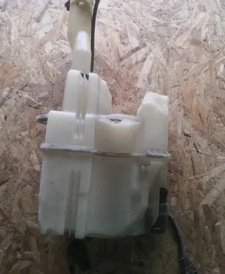 Volvo S80 Windshield washer fluid reservoir/tank 9178881 9484282