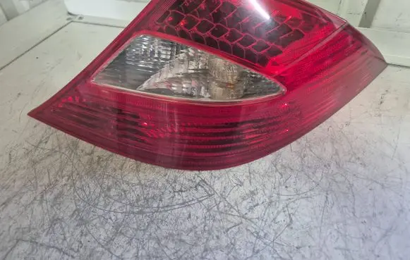 Mercedes-Benz CLS C219 Rear/tail lights