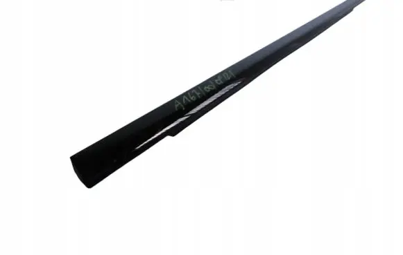 Mercedes-Benz GLS X167 Front door glass trim molding A1677200701