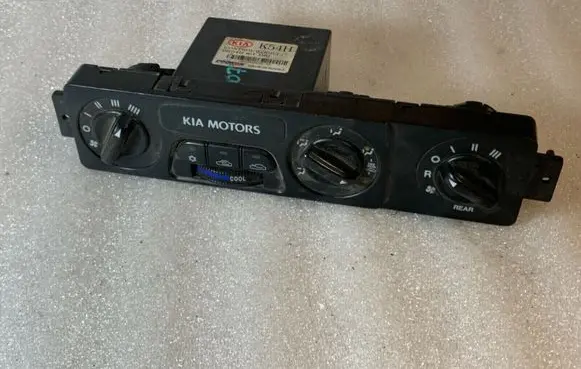 KIA Carnival Climate control unit 0K54H61190