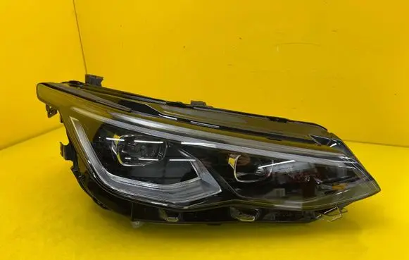 Volkswagen Golf VIII Headlight/headlamp 5H1941036