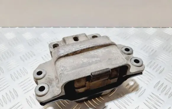 Skoda Superb B6 (3T) Gearbox mount 1K0199555