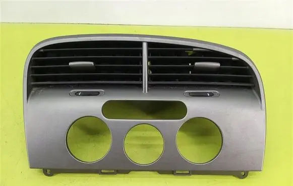 Seat Altea Dash center air vent grill 5P1819110F