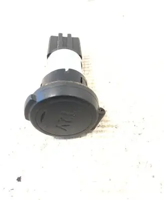 Peugeot 3008 I 12 V Socket (front) 26041E