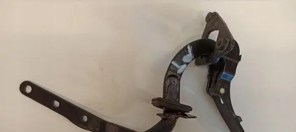 Volvo XC70 Tailgate hinge 
