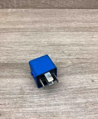 BMW X5 E53 Other relay 6915327 V23134E52X313