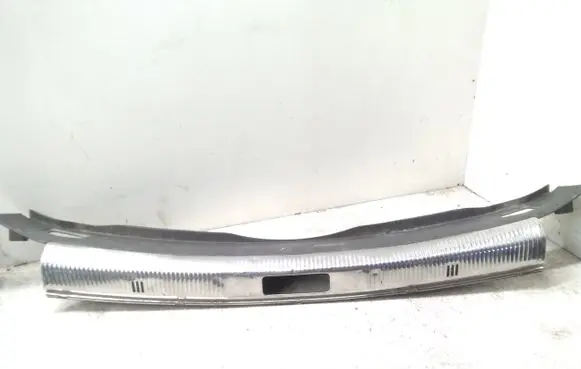 Volkswagen Phaeton Trunk/boot sill cover protection