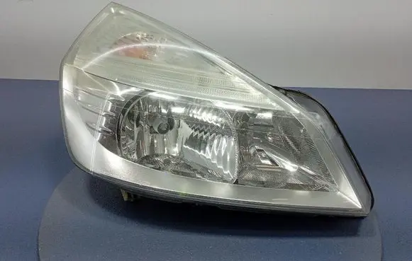 Renault Espace - Grand espace IV Headlight/headlamp 8200394704