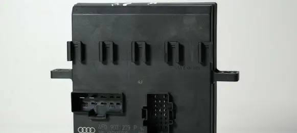 Audi A8 S8 D3 4E Comfort/convenience module 4E0907279P