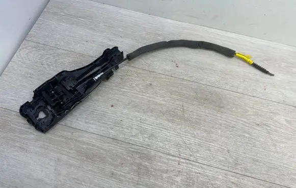 Porsche Macan (95B) Rear door exterior handle/bracket 95B839885C