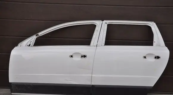 Volvo XC70 Front door