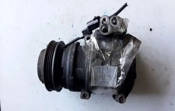KIA Carnival Air conditioning (A/C) compressor (pump)