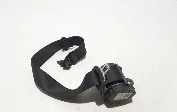 Rear seatbelt