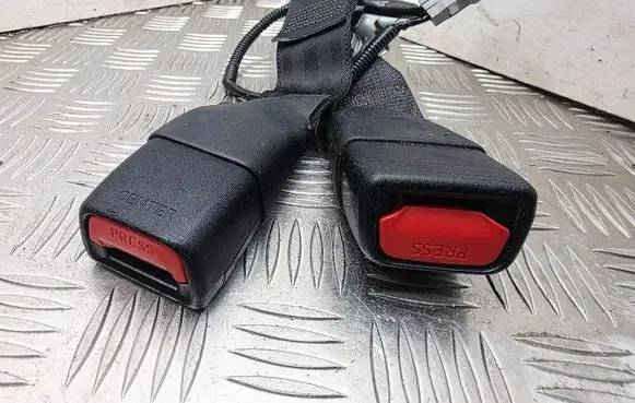 Toyota Yaris Middle seatbelt buckle (rear) B630 18138