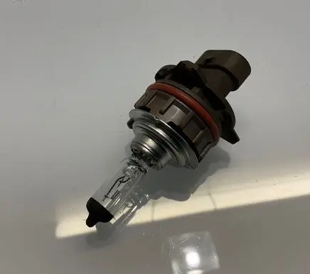 Mercedes-Benz E W211 Headlight/headlamp bulb 