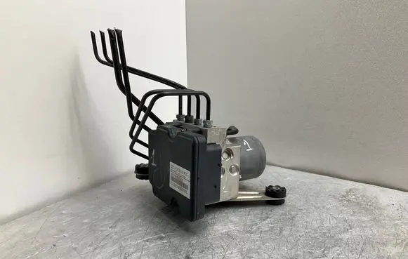 BMW 5 F10 F11 ABS Pump 6860168 6860170