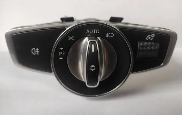 Mercedes-Benz GLC C253 Light switch A2059051810 10132806