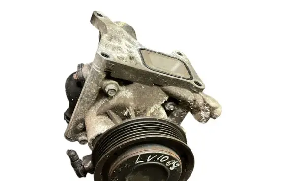 Opel Insignia A Water pump 55490715