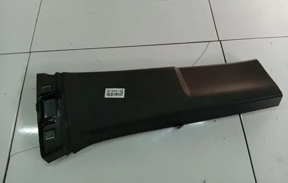 Opel Zafira B (B) pillar trim (top) 322225228